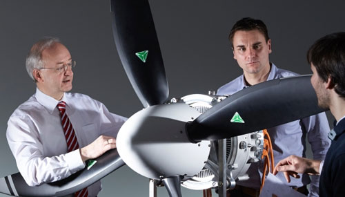 Innovation au Bourget 2015 - Petit moteur Siemens